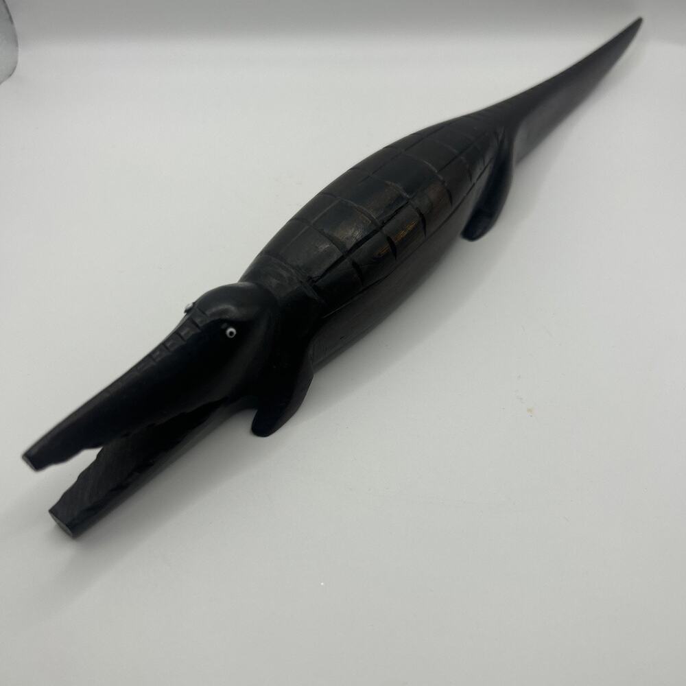 Vintage Folk Art Wood Carved Alligator Crocodile Figure Dark Wood 12”